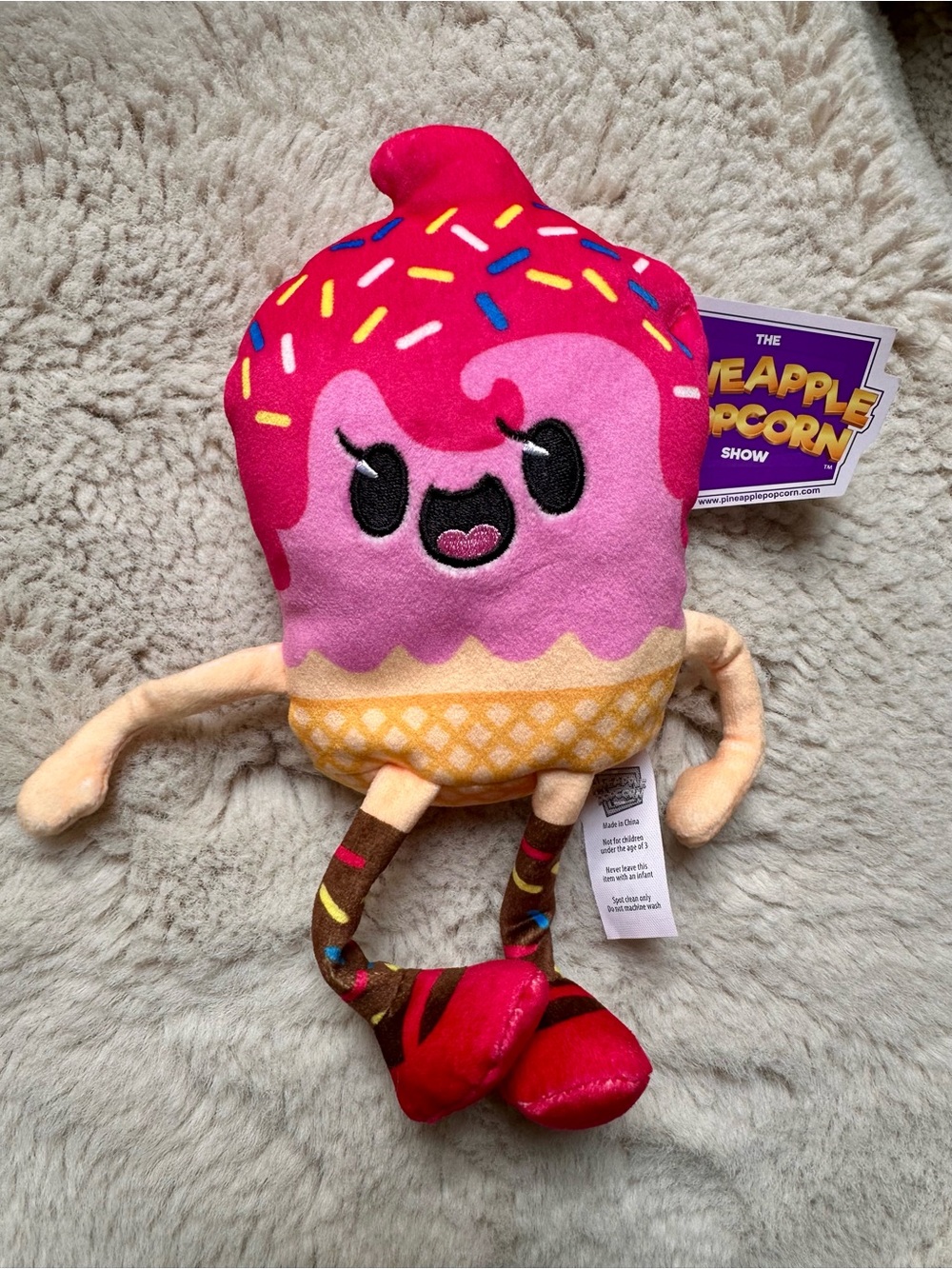 The Pineapple Popcorn Show plush: “Scoops”